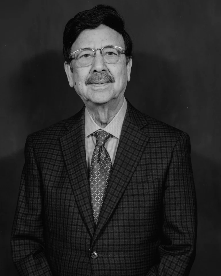 Bal Gilja, MD